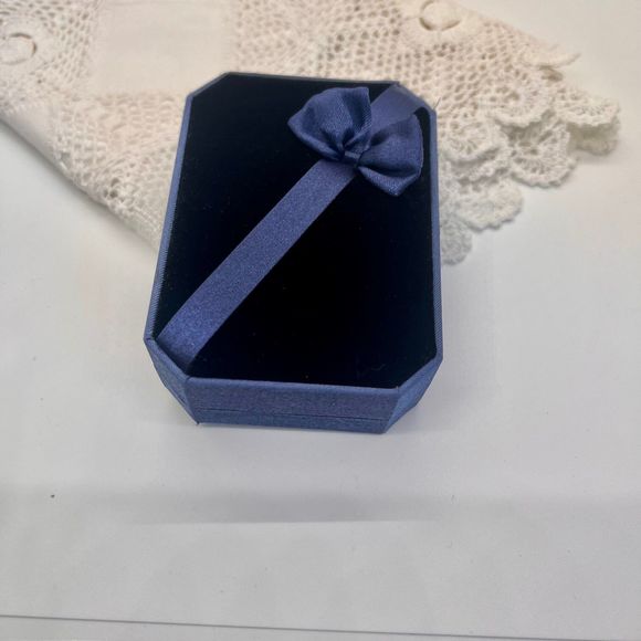 Vintage Plum Color Garnet Necklace with Garnet Tone Rhinestones &  Faux Pearls - Picture 10 of 10